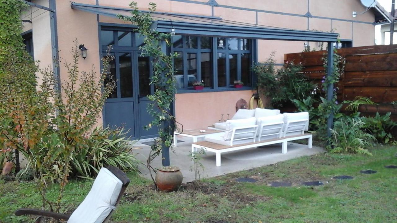 L Atelier Bed and Breakfast Casteljaloux Εξωτερικό φωτογραφία